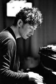 秋田慎治(Pf)  NIGHT!  Piano Solo Live  PM 7:00- 　（Open PM 6:30 Close PM 10:00）